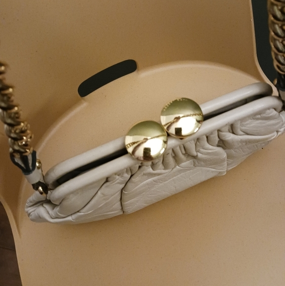 Vintage Marc Jacobs quilted ivory genuine leather shoulder bag - Picture 7 of 16